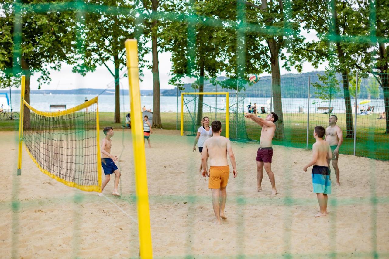 Balatontourist Fuered Camping & Bungalows بالاتونفوريد المظهر الخارجي الصورة